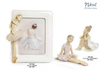 1CF4 - Nàvel Figurines - Nàvel Porcelain - Products - Paben
